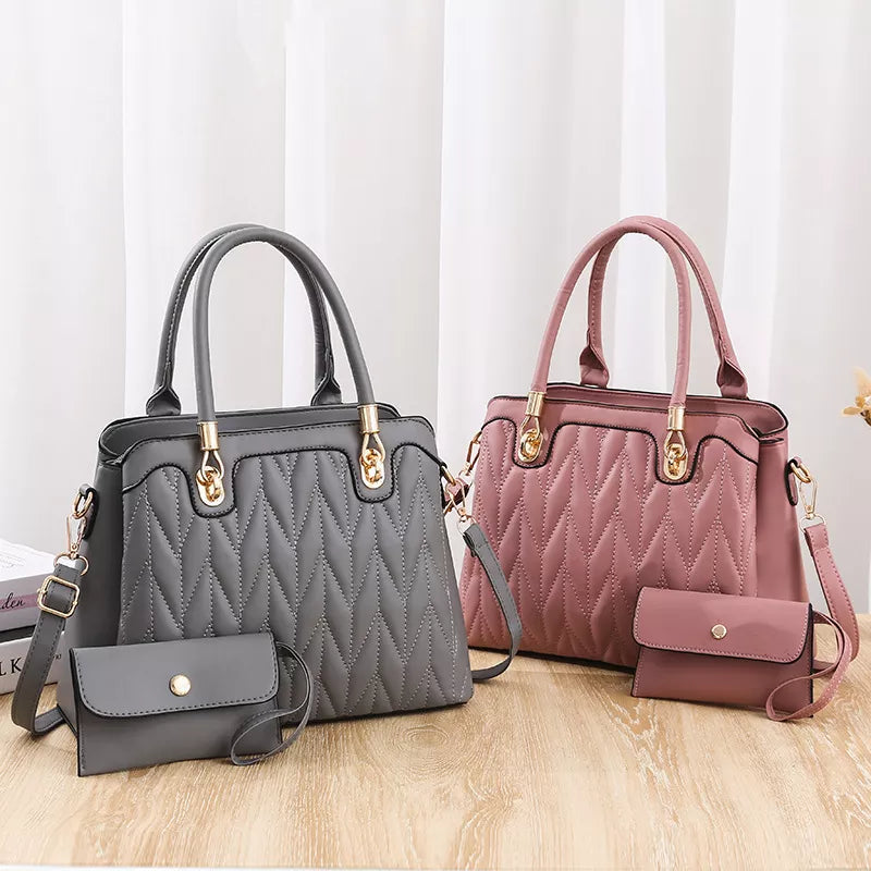 Bolsa Feminina Matelassê Emilia