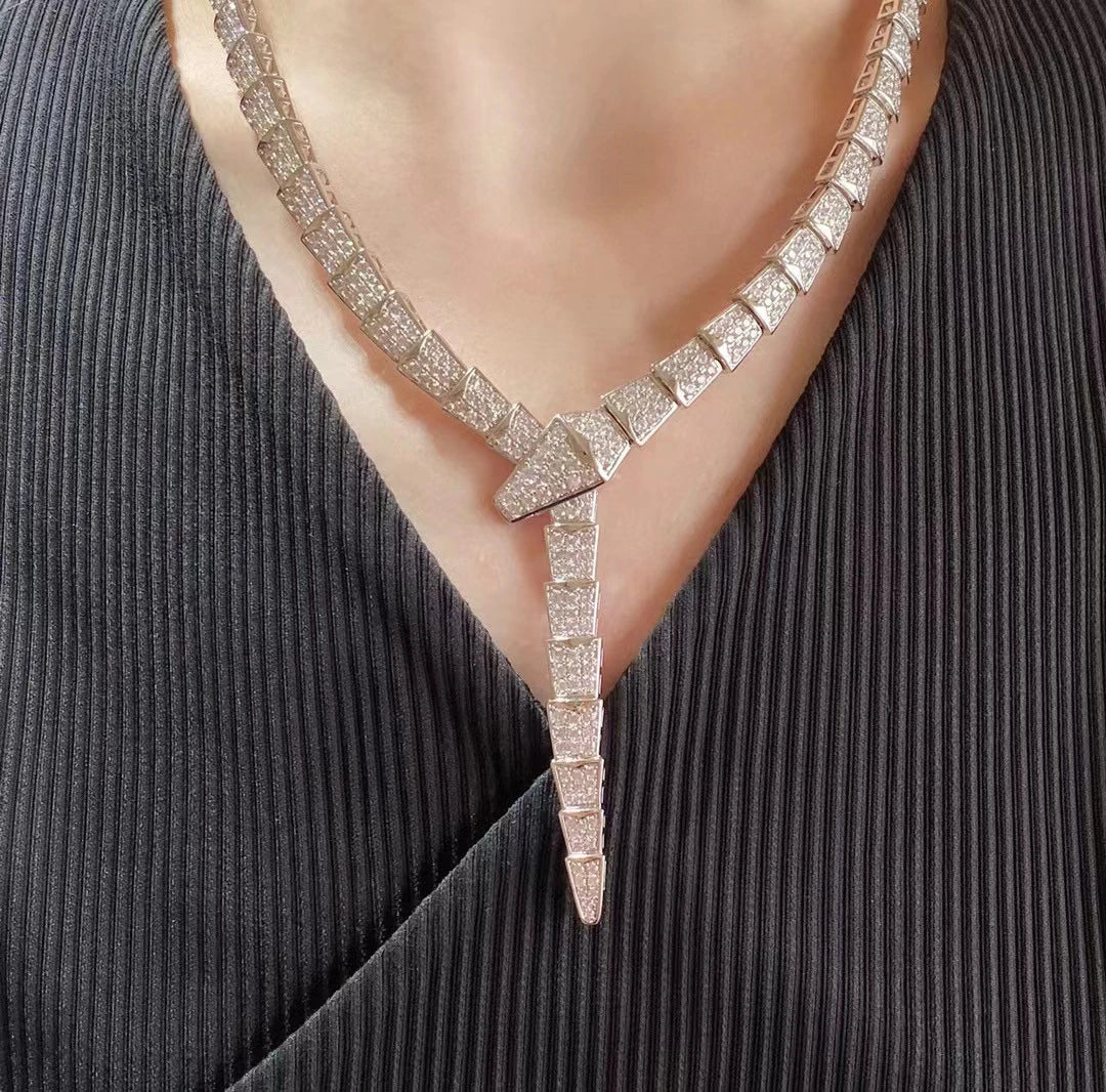 Colar Snake Choker Cravejado 14K