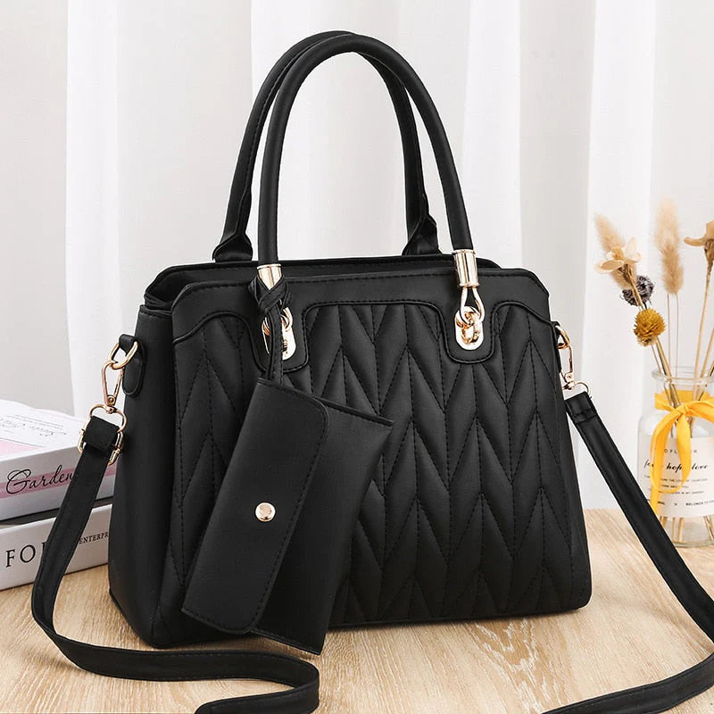 Bolsa Feminina Matelassê Emilia