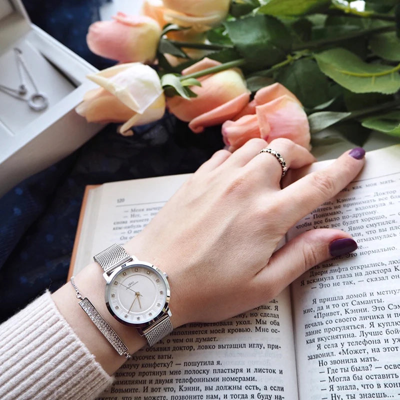 Conjunto de Relógio de Quartzo com Jóias em Cristal