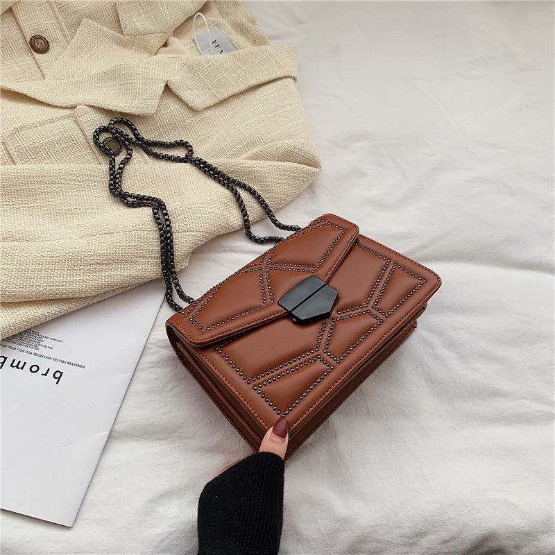 bolsa-couro-madame-luxy