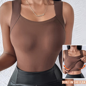 Seamless Base Layer Tank Top for a Slim Fit And Skin-Enhancing Effect.
