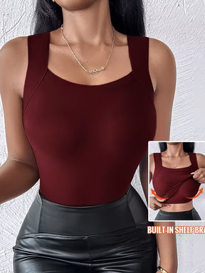 Seamless Base Layer Tank Top for a Slim Fit And Skin-Enhancing Effect.